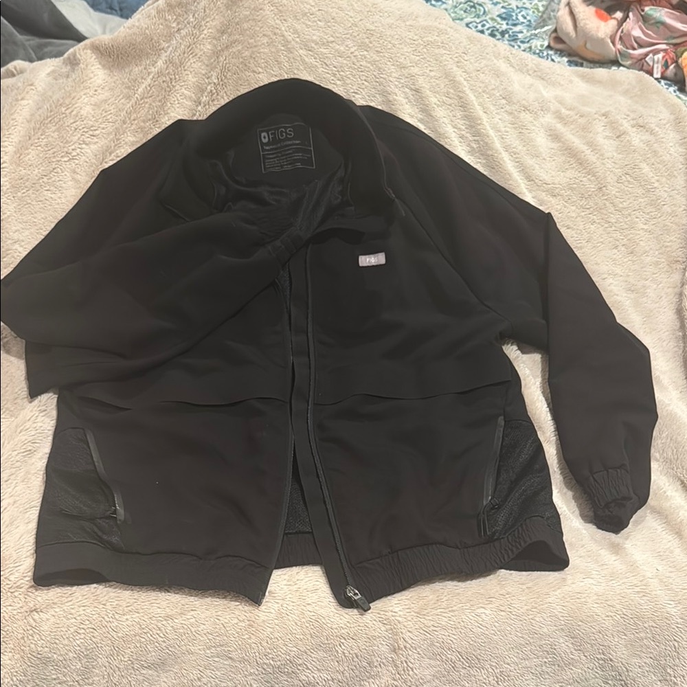 FIGS Sydney Scrub Jacket